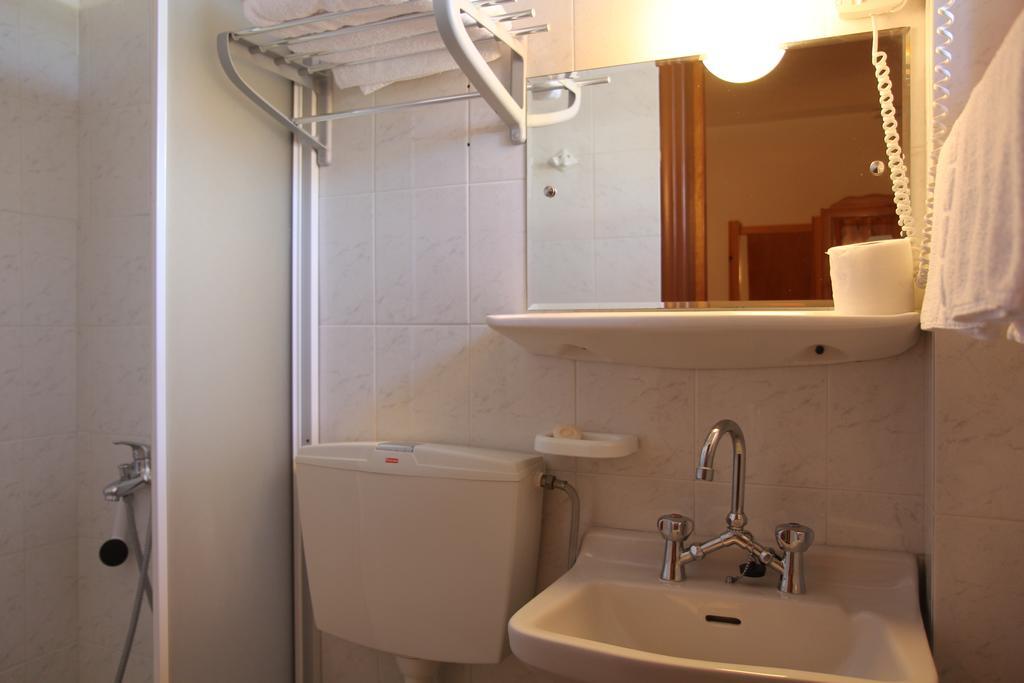 Circe Pansion Apartament Lixouri