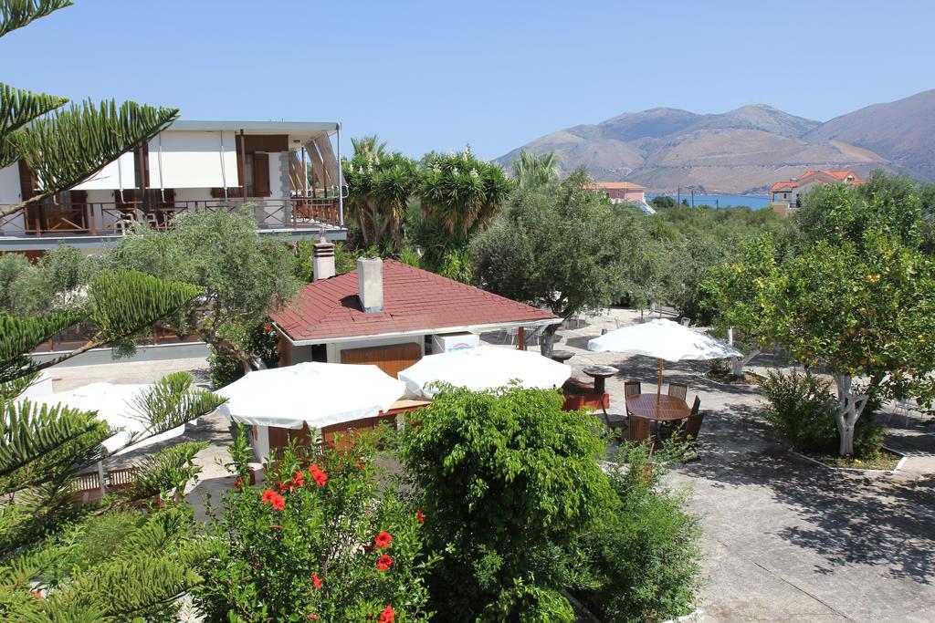 Circe Pansion Apartament Lixouri