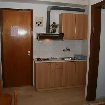 Circe Pansion Apartment Lixouri Exterior photo